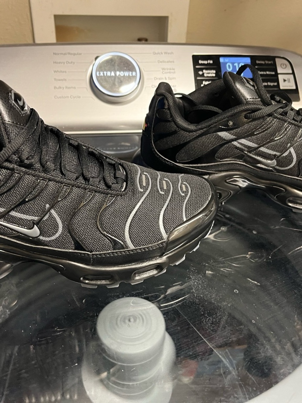 Nike Black & Silver Air Max Plus TN Mesh Sneakers